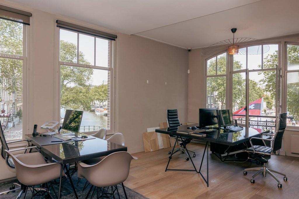 Elk pand heeft een eigen verhaal. Wij presenteren dit zoals de markt het graag ziet.